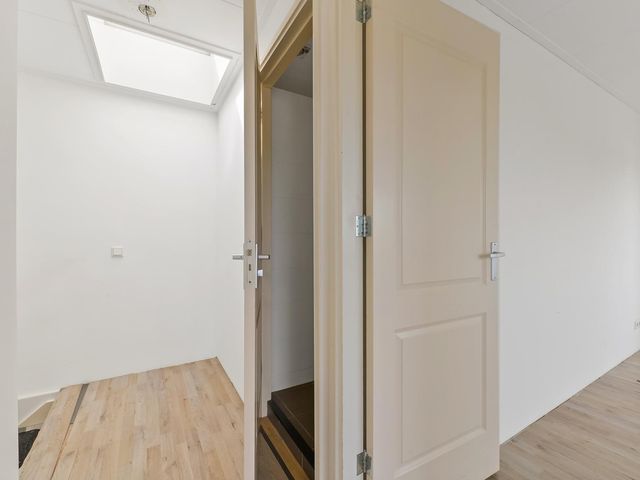 Van 't Hoffplein 9A 2, Schiedam