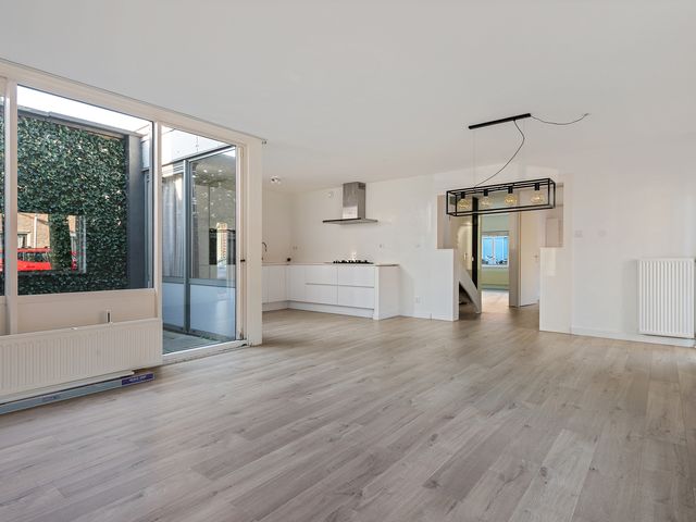 Turnhoutplantsoen 27, Amsterdam