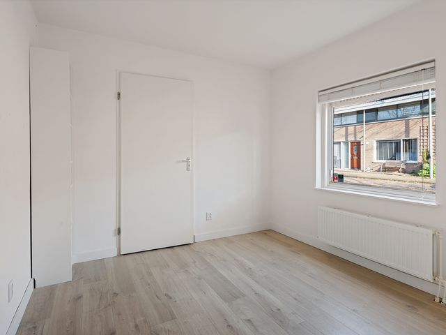 Turnhoutplantsoen 27, Amsterdam