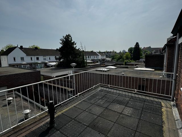 Burgemeester van Oppenstraat 71B02, Maastricht