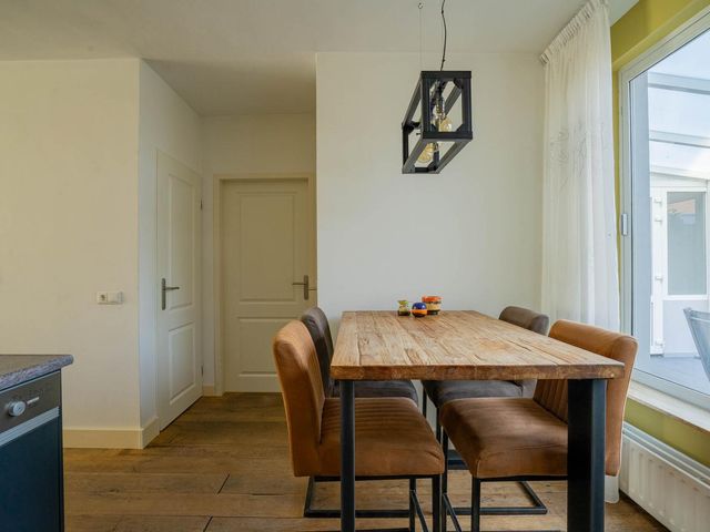 Bottelroosstraat 6, Bakel