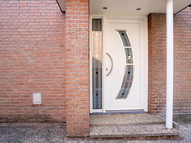 Bottelroosstraat 6, Bakel