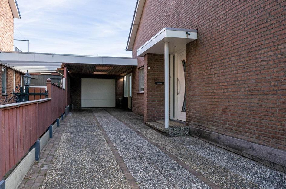 Bottelroosstraat 6