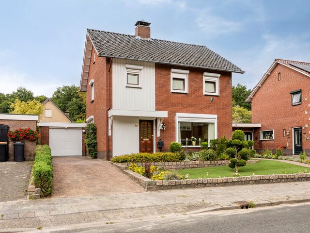 J.H. Molkenboerstraat 69, Oldenzaal