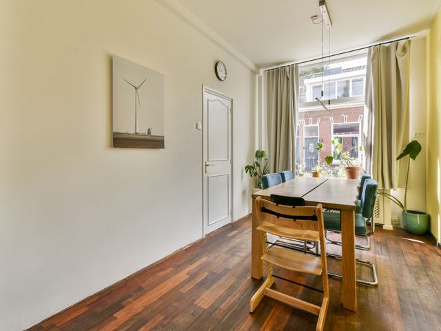 Oosterdwarsstraat 24, Leiden