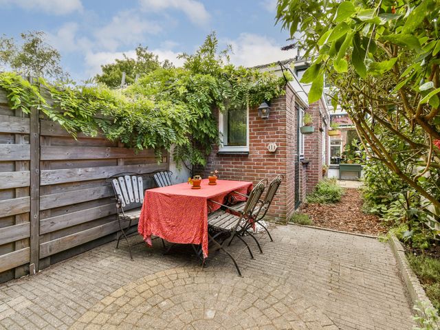 Oosterdwarsstraat 24, Leiden
