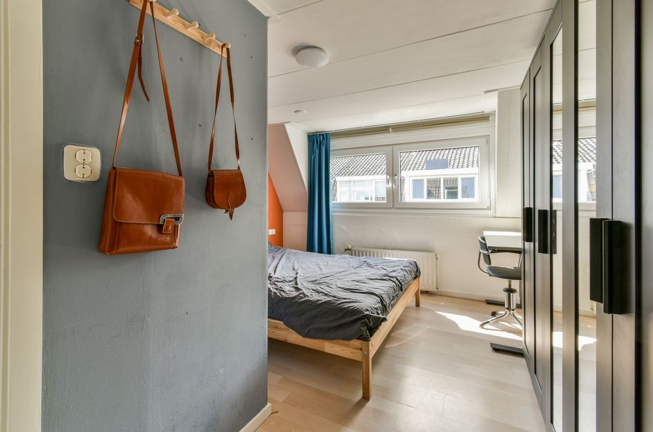 Oosterdwarsstraat 24