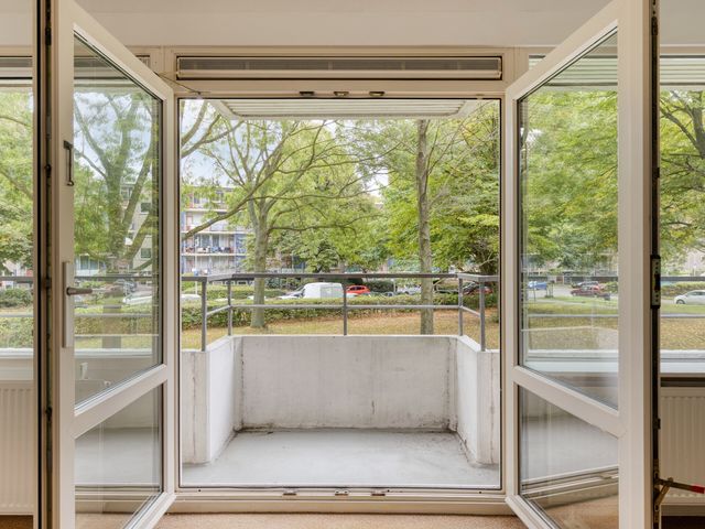 Roggekamp 273, Den Haag
