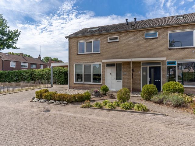 Pater Bleijsstraat 1, Overloon