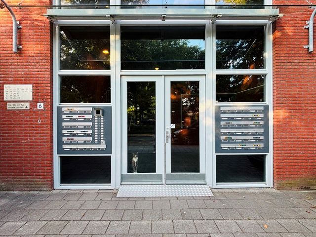 Hoogeveenlaan 6C, Den Haag