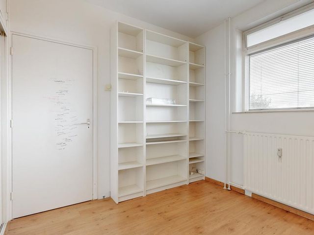 Amberlaan 46, Amstelveen