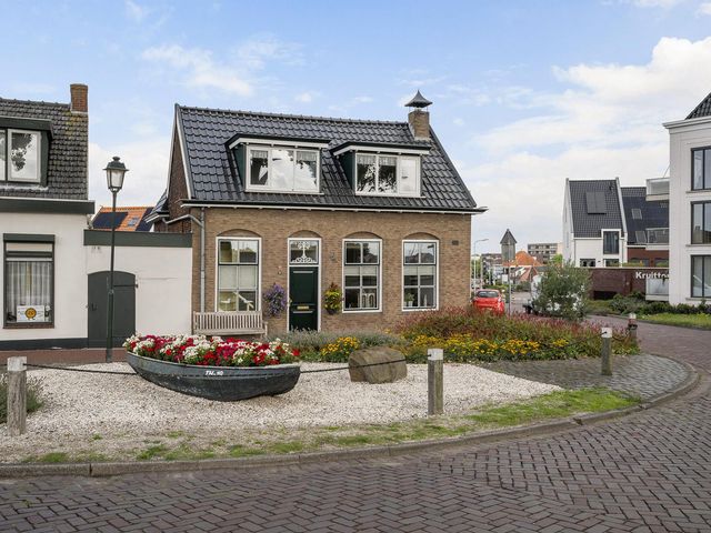 Wal 35, Tholen