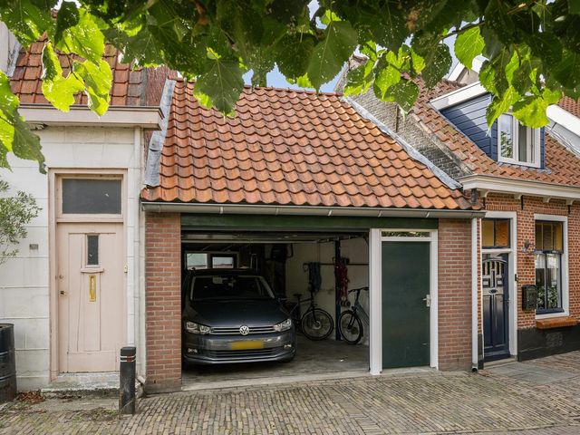 Wal 35, Tholen