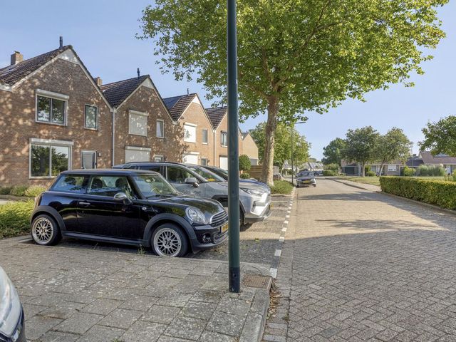 Tienhoven 88, Sint-Annaland