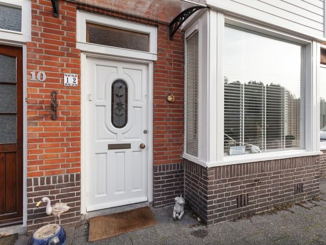 Spakenburgsestraat 12, 'S-Gravenhage