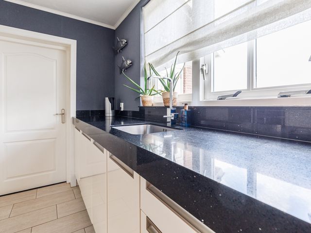 Oud-Cromstrijensedijk OZ 44a, Klaaswaal