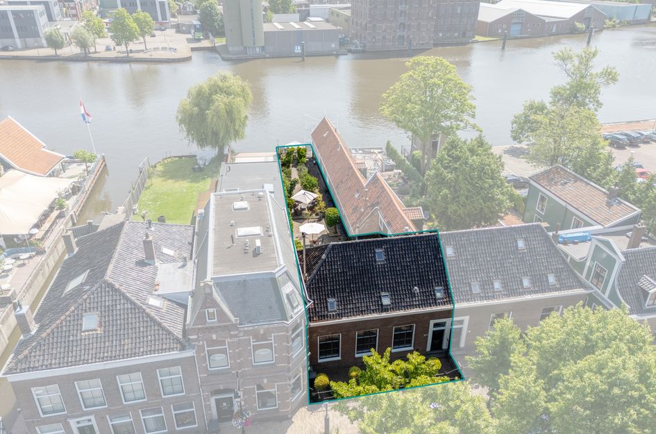 Westzijde 210