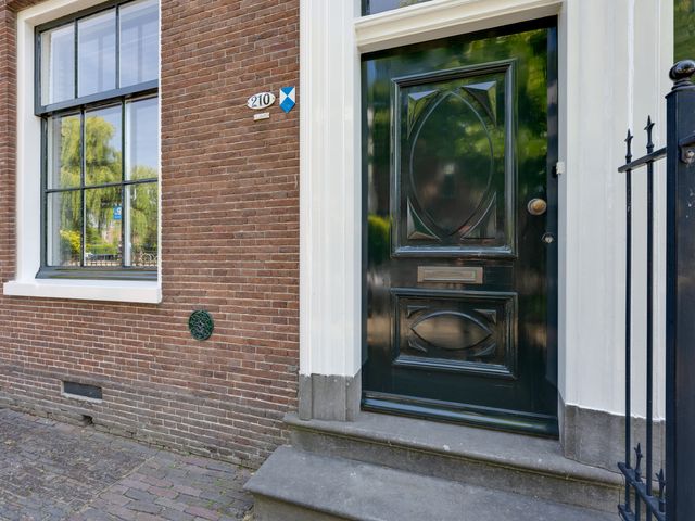 Westzijde 210, Zaandam