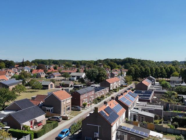 Julianastraat 16, Heinkenszand