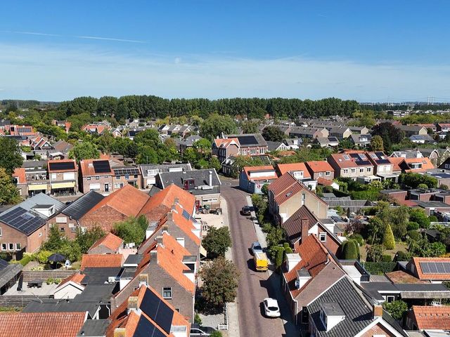 Julianastraat 16, Heinkenszand