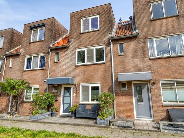 Buizerdveld 151, Zoetermeer
