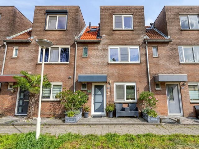 Buizerdveld 151, Zoetermeer