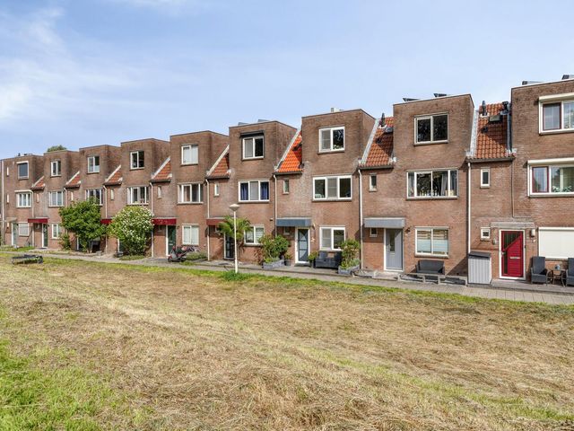 Buizerdveld 151, Zoetermeer