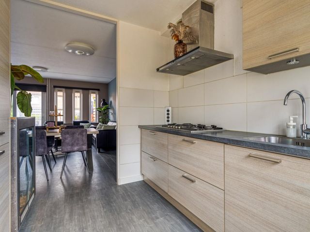 Buizerdveld 151, Zoetermeer