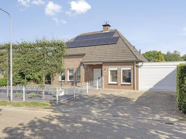 Groote Woordstraat 1A, Haren