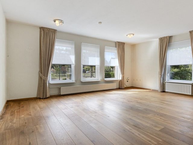 Groote Woordstraat 1A, Haren