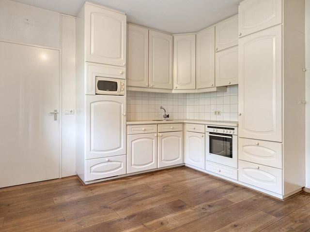 Groote Woordstraat 1A, Haren
