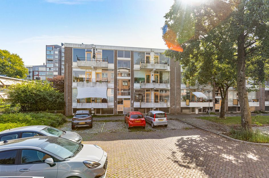 Zoutmanstraat 12