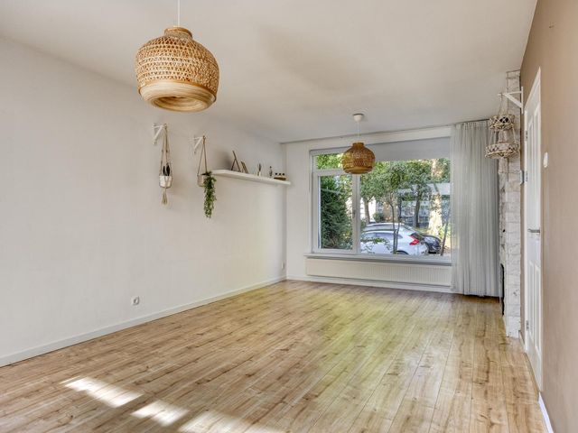 Van Bosseplantsoen 8, Dordrecht