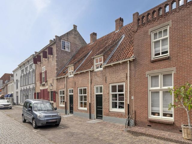 Hoogstraat 13, Heusden