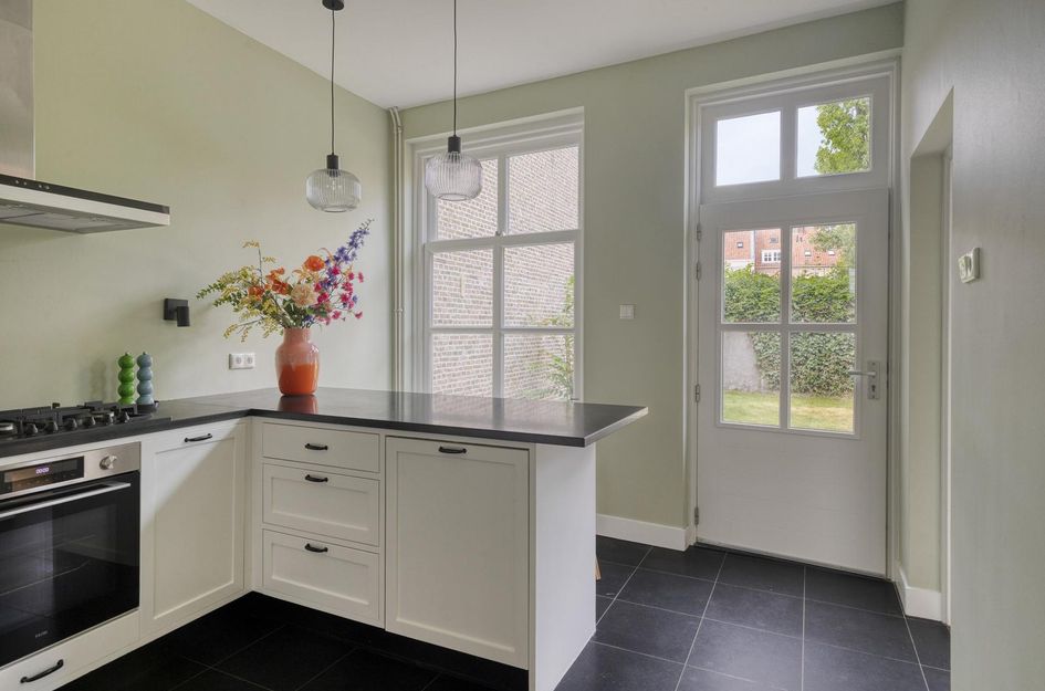 Hoogstraat 13