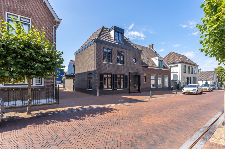 Dorpsstraat 10