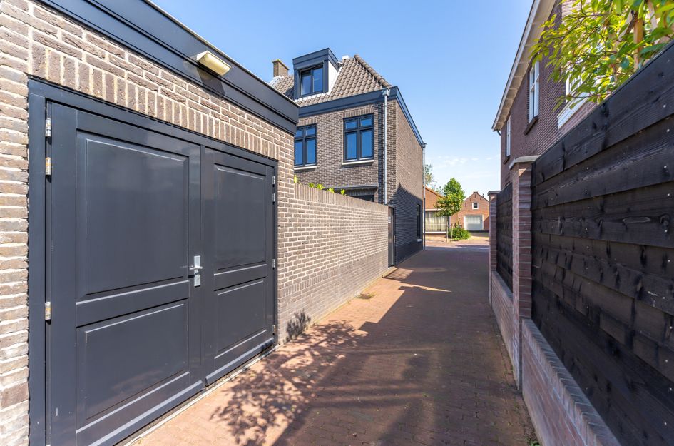 Dorpsstraat 10