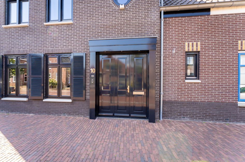 Dorpsstraat 10