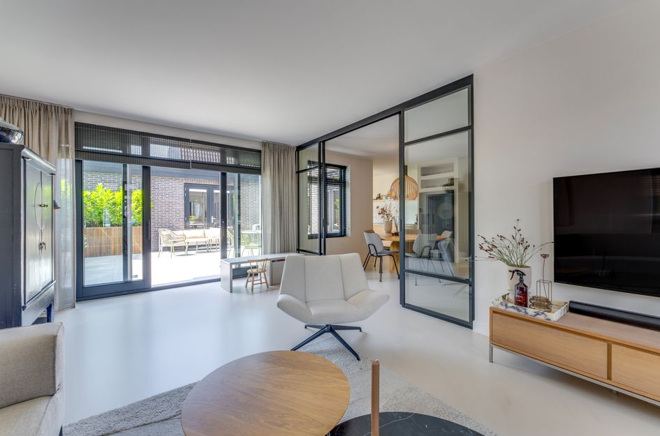 Dorpsstraat 10