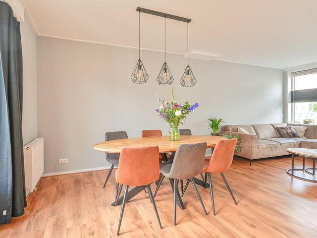 Weigeliastraat 23, Hoogeveen
