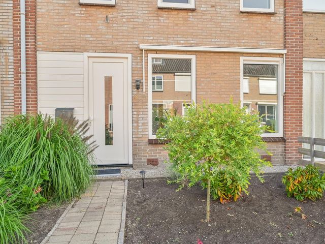 Weigeliastraat 23, Hoogeveen