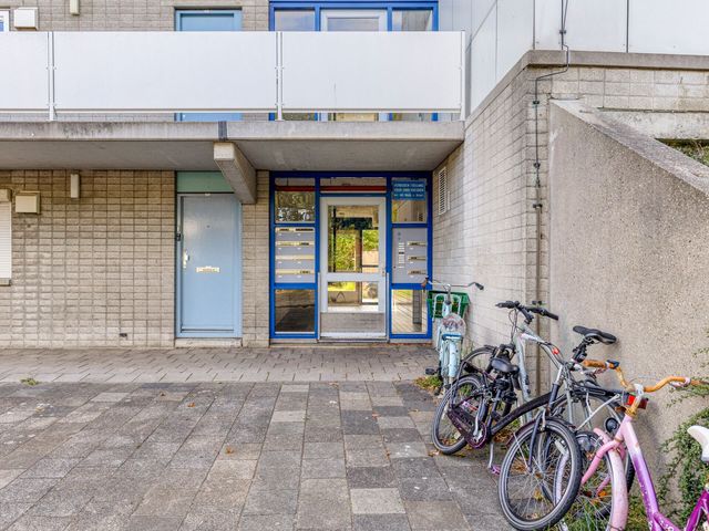 Celsiusstraat 15, Schiedam