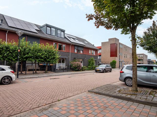 Bolder 9, Bunschoten-Spakenburg