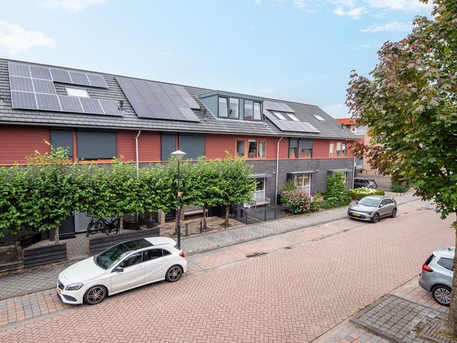 Bolder 9, Bunschoten-Spakenburg