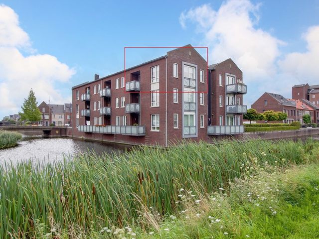 Huurdemanskamp 22, Bunschoten-Spakenburg