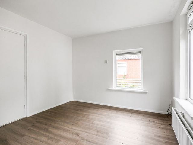 Slagtersrijge 19, Ezinge