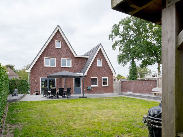 Dedemsvaartseweg-Zuid 107, Lutten