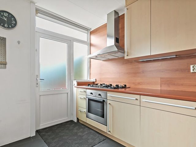 Maasstraat 28, Rozenburg