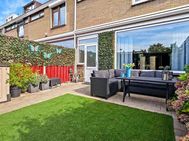 Maasstraat 28, Rozenburg