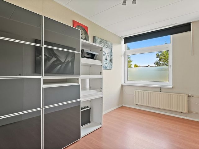 Maasstraat 28, Rozenburg